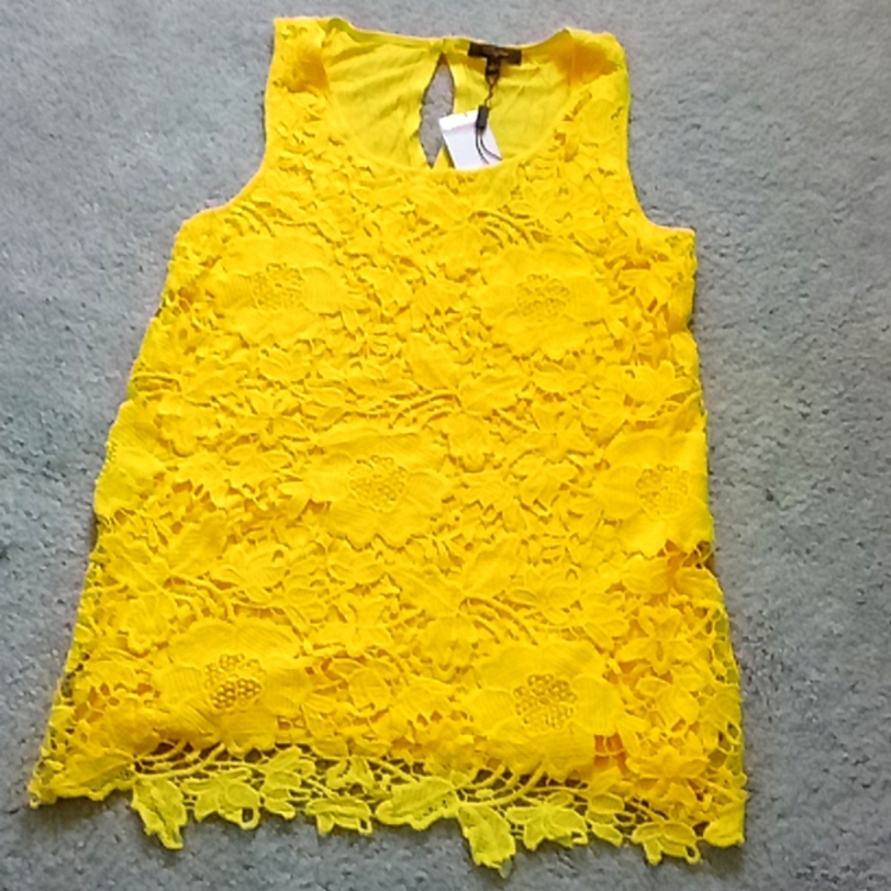 Sleeveless top